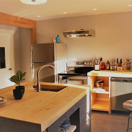 Huckleberry Cottage Prince Rupert Extérieur photo