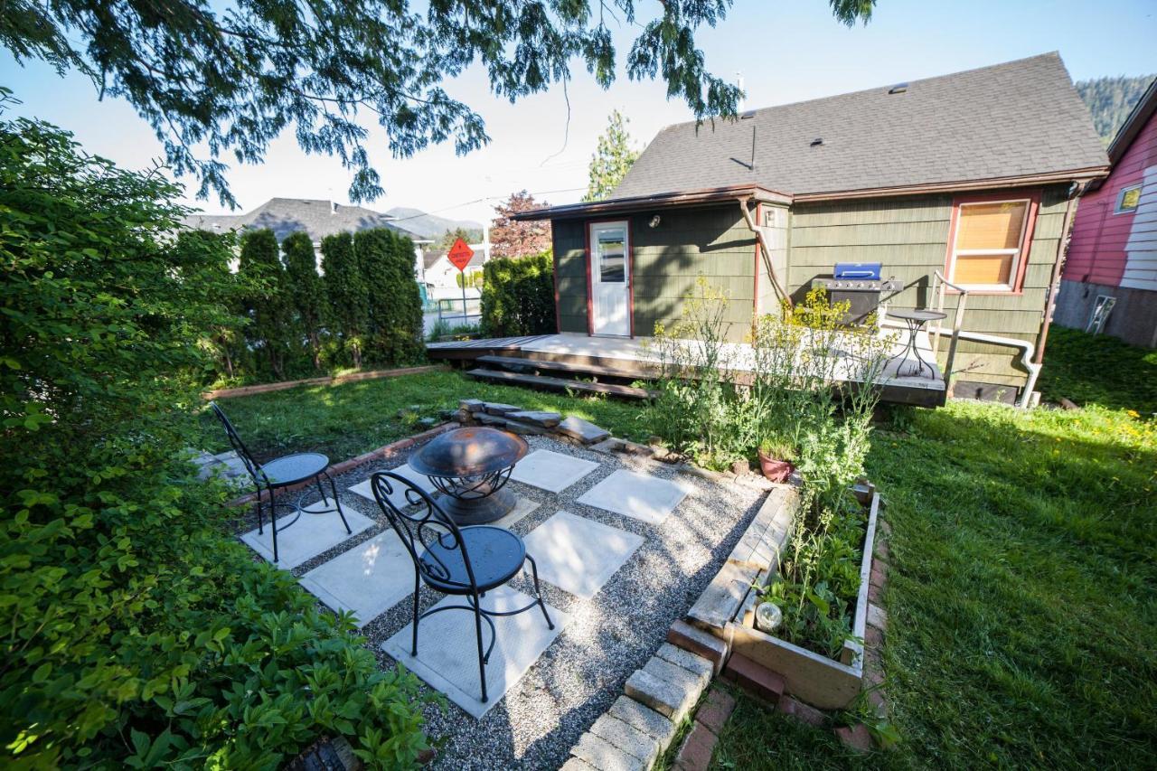Huckleberry Cottage Prince Rupert Extérieur photo
